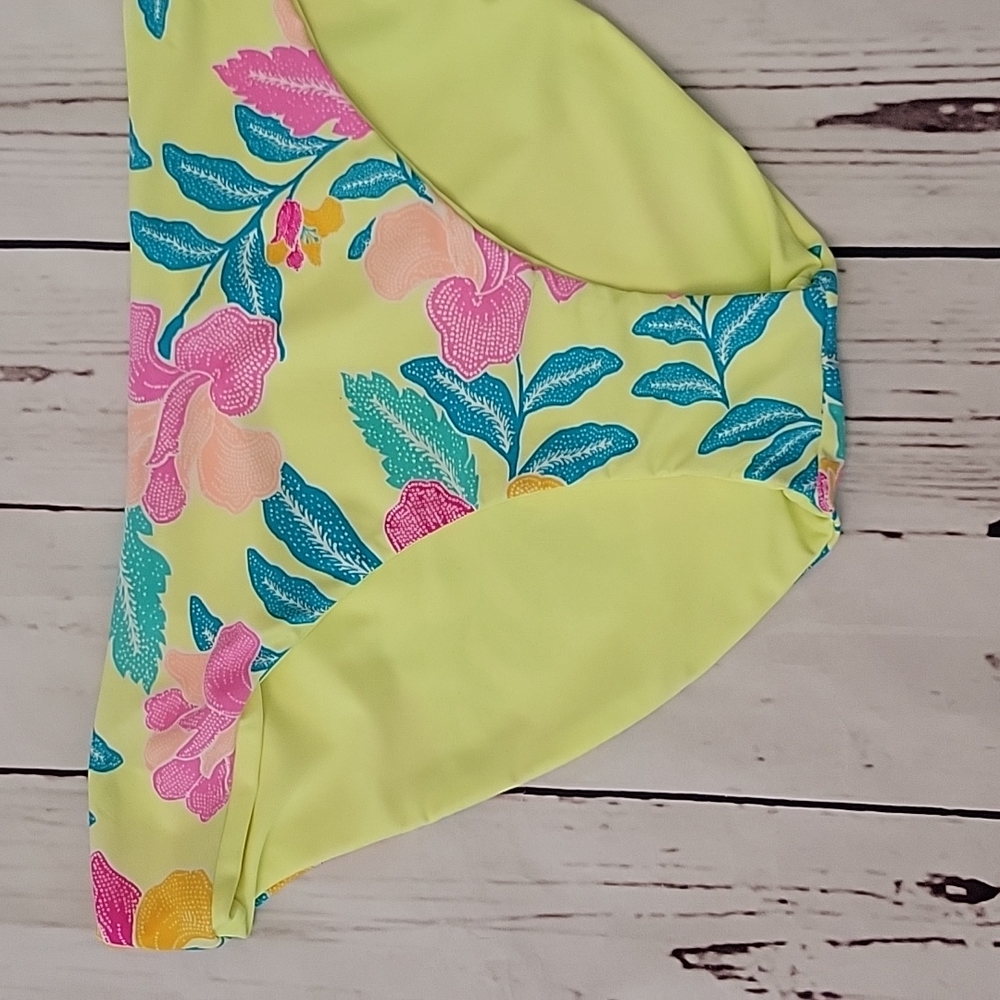 Reversible Bikini Bottom - Picture 3 of 10